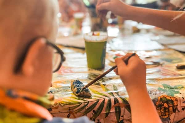 Steine bemalen im Zittauer Gebirge im KreativStübchen im Trixi Park
