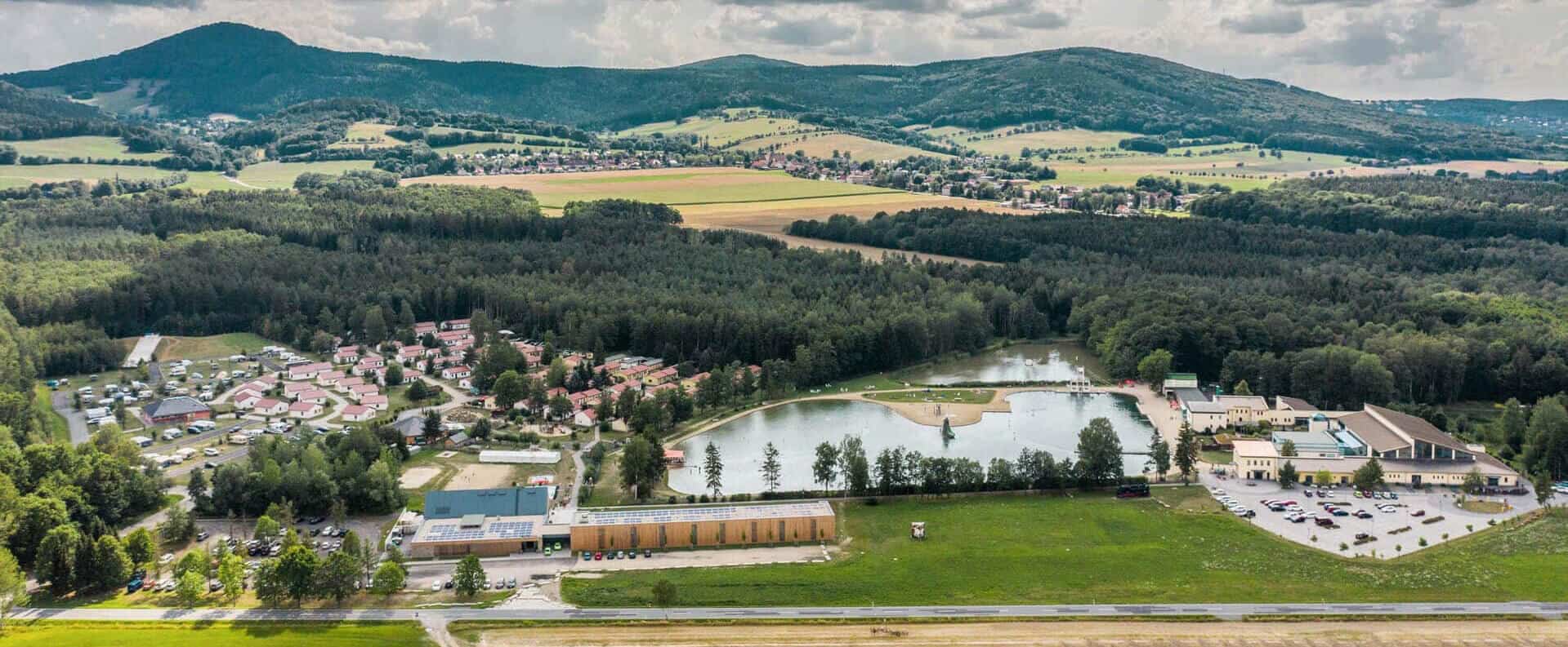 Trixi-Ferienpark-Luftbildaufnahme Luftbildaufnahme Trixi Park Frühling